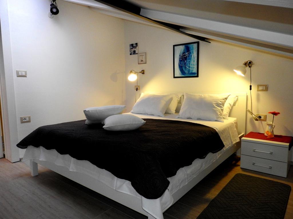 Delight Loft Apartman Rovinj Kültér fotó
